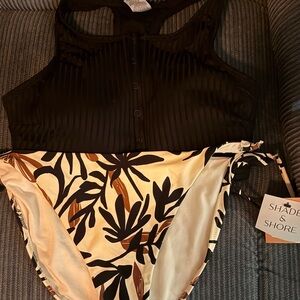 Shade & Shore Black Top L and bikini XL NEWwith Leaf Print Bottom Swimsuit